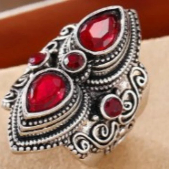 Unisex Ring Bohemian Ring Inlaid Red Cubic Zirconia Antique Engraving - Picture 1 of 6